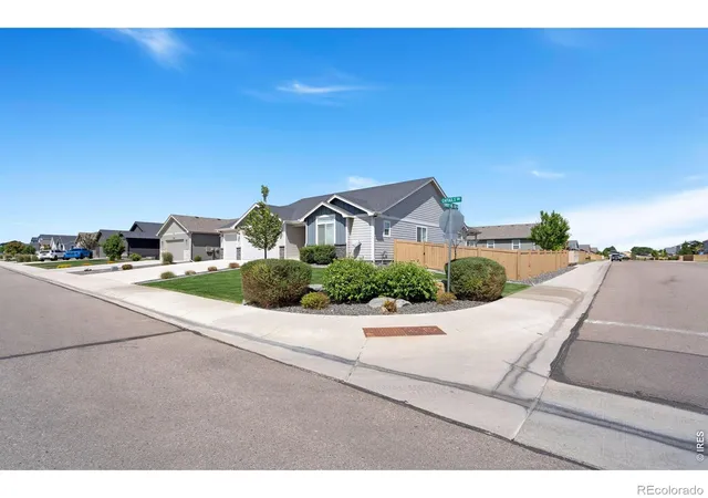 2nd image of 6902 Cattails Dr, Wellington, CO 80549 | MLS# IR1062287