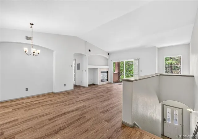 4th image of 1703 Whitehall Dr #10B, Longmont, CO 80504 | MLS# 5723100