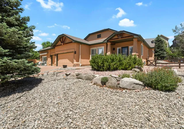 Photo 2 of Single family home for sale at 15871 Agate Crk Dr, Monument, CO 80132 | MLS# 6911331 | Listing updated on 2026-07-07
