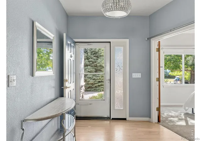 Photo 3 of Single family home for sale at 405 Orchard Dr, Louisville, CO 80027 | MLS# IR1062307 | Listing updated on 2026-10-10