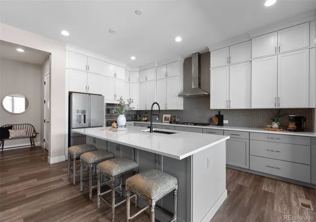3rd image of 2105 Bellcove Dr, Castle Pines, CO 80108 | MLS# 7201808