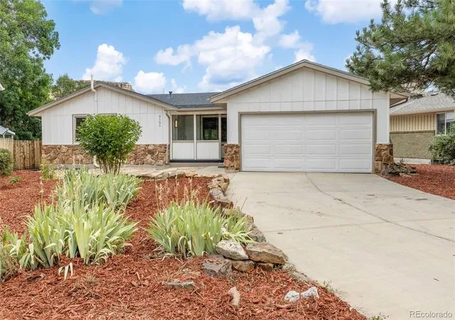 2nd image of 2101 Arapahoe St, Golden, CO 80401 | MLS# 6339155