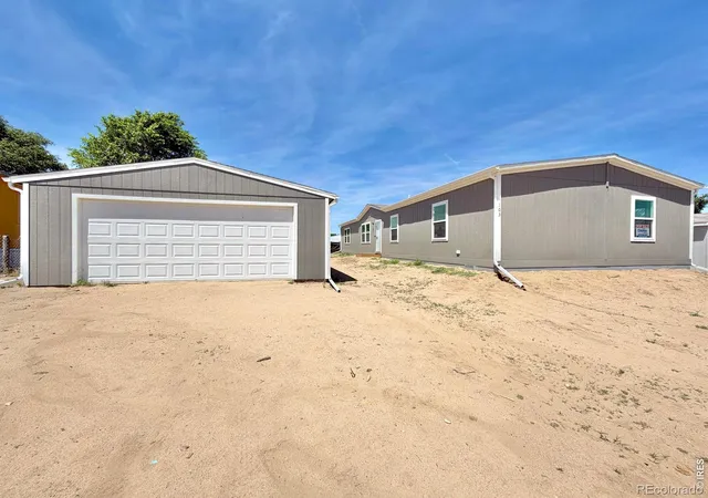 Homes for sale in Log Lane Village, CO | 103 Beach Dr, Log Lane Village, CO 80705 | MLS# IR1062318