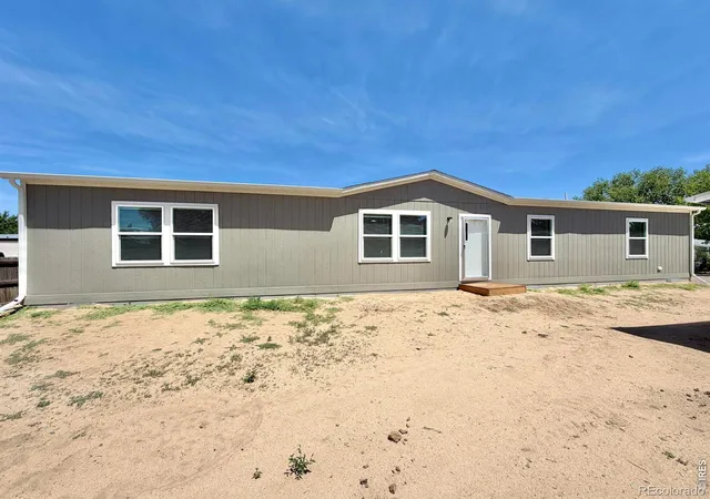 Homes for sale in Log Lane Village, CO | 103 Beach Dr, Log Lane Village, CO 80705 | MLS# IR1062318