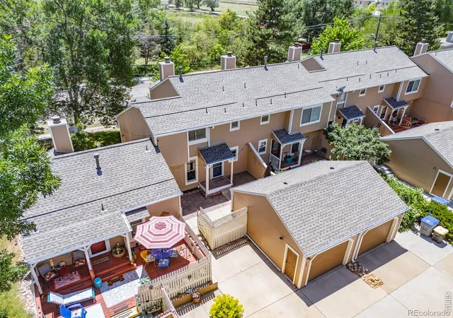 3rd image of 923 Reynolds Farm Ln, Longmont, CO 80503 | MLS# IR1062325