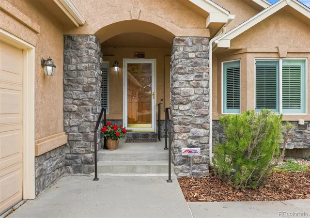 Homes for sale in Golden, CO | 820 Fox Hollow Ln, Golden, CO 80401 | MLS# 3462251