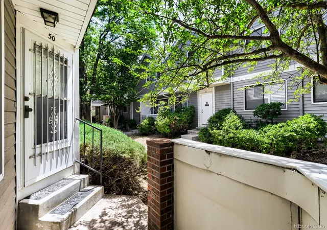 Photo 3 of Townhouse for sale at 50 S Moline St, Aurora, CO 80012 | MLS# 3919786 | Listing updated on 2026-08-22
