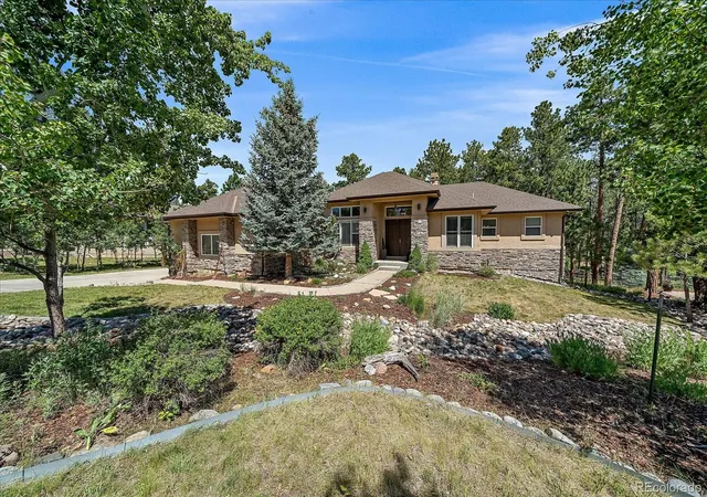 Homes for sale in Larkspur, CO | 7418 Cameron Dr, Larkspur, CO 80118 | MLS# 7041616