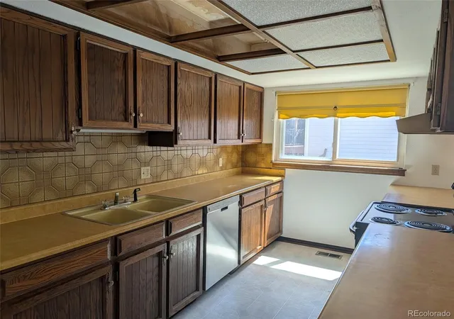 4th image of 10783 W Berry Pl, Littleton, CO 80127 | MLS# 9050766