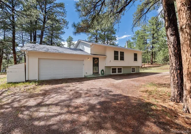 Homes for sale in Elizabeth, CO | 33879 Meadowlark Dr, Elizabeth, CO 80107 | MLS# 3191124
