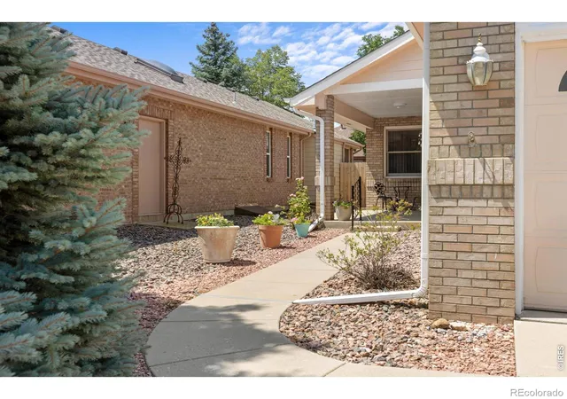 Photo 1 of Single family home for sale at 809 Zweck Ct, Longmont, CO 80503 | MLS# IR1062372 | Listing updated on 2026-09-22