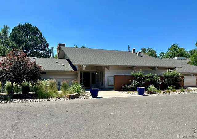 2nd image of 1705 Heatheridge Rd, Fort Collins, CO 80526