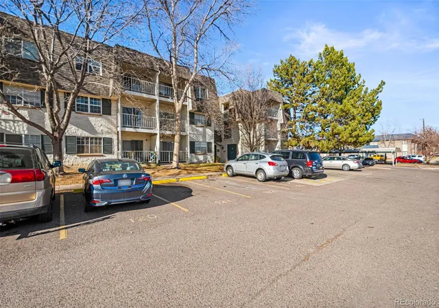 3rd image of 2225 S Jasmine St #217, Denver, CO 80222 | MLS# 5758758
