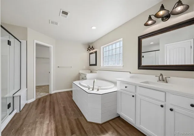 Photo 3 of Single family home for sale at 11570 S Tumble Brush St, Parker, CO 80134 | MLS# 9571501 | Listing updated on 2026-09-22