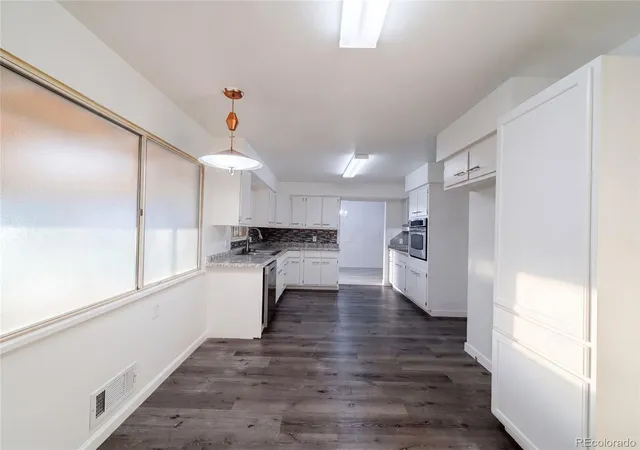 Photo 2 of Single family home for sale at 929 Carol St, Fort Morgan, CO 80701 | MLS# 4171677 | Listing updated on 2026-09-26
