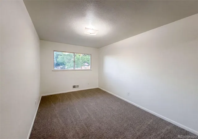 Photo 3 of Single family home for sale at 929 Carol St, Fort Morgan, CO 80701 | MLS# 4171677 | Listing updated on 2026-09-26