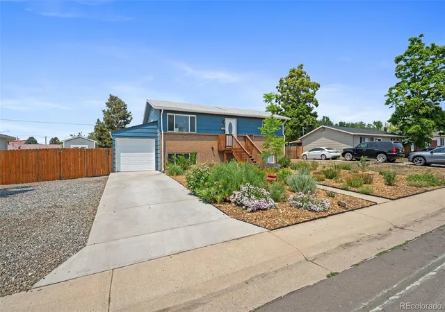 3rd image of 7461 Winona Ct, Westminster, CO 80030 | MLS# 5330278
