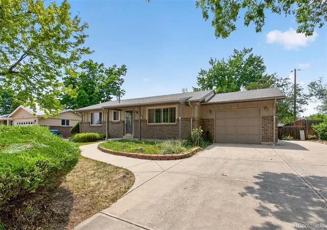 Homes for sale in Lakewood, CO | 1833 S Carr St, Lakewood, CO 80232 | MLS# 2769058