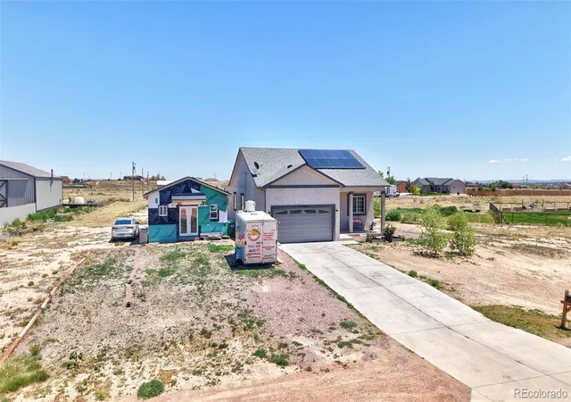 2nd image of 1114 E Laramie Ave, Pueblo, CO 81007 | MLS# 7092077