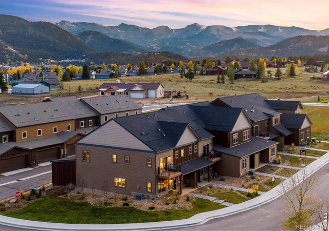 3rd image of 1618 Continental Peaks Cir, Estes Park, CO 80517 | MLS# IR1062435