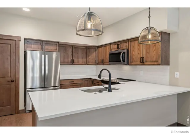 5th image of 1724 Continental Peaks Cir, Estes Park, CO 80517 | MLS# IR1062439