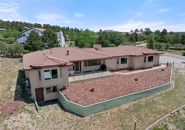 Photo 2 of Single family home for sale at 380 Scrub Oak Cir, Monument, CO 80132 | MLS# 8798116 | Listing updated on 2026-07-17
