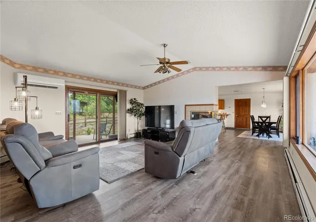 Photo 4 of Single family home for sale at 380 Scrub Oak Cir, Monument, CO 80132 | MLS# 8798116 | Listing updated on 2026-07-17