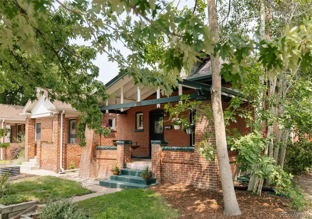 3rd image of 210 S Emerson St, Denver, CO 80209 | MLS# 3116554