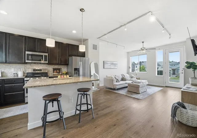 2nd image of 704 E Hinsdale Ave, Littleton, CO 80122 | MLS# 8104055