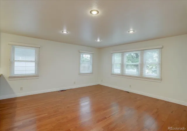 Photo 4 of Single family home for sale at 488 S Parfet St, Lakewood, CO 80226 | MLS# 9222728 | Listing updated on 2026-08-25