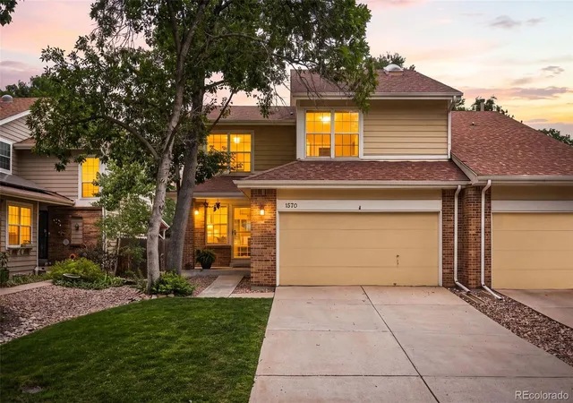 2nd image of 1570 S Roslyn St, Denver, CO 80231 | MLS# 9325990