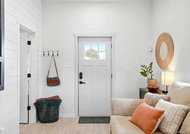 5th image of 272 S Meade St, Denver, CO 80219 | MLS# 8709221