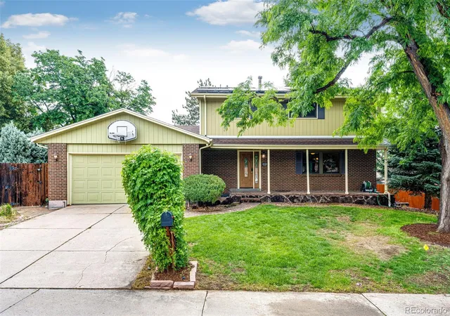 Homes for sale in Lakewood, CO | 2624 S Field St, Lakewood, CO 80227 | MLS# 3653389