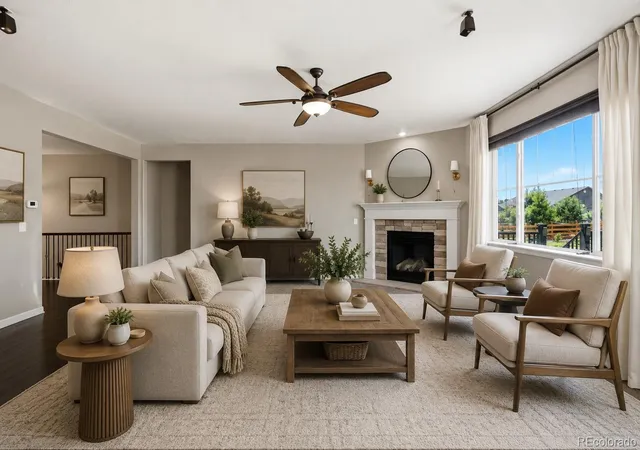 Photo 4 of Single family home for sale at 21980 E Union Dr, Aurora, CO 80015 | MLS# 2381499 | Listing updated on 2026-10-03