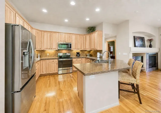 4th image of 8331 Briar Haven Ct, Castle Pines, CO 80108 | MLS# 8626723