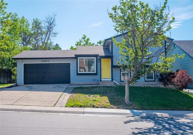 Homes for sale in Aurora, CO | 1691 S Cathay St, Aurora, CO 80017 | MLS# 6683258
