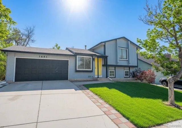 Homes for sale in Aurora, CO | 1691 S Cathay St, Aurora, CO 80017 | MLS# 6683258