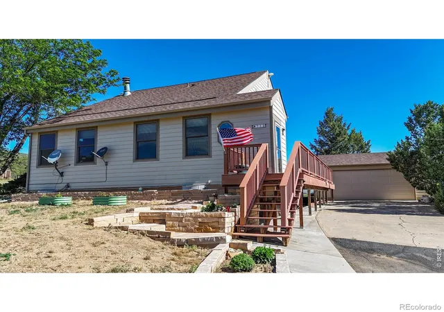 3rd image of 712 Colt Dr, Loveland, CO 80537 | MLS# IR1062487