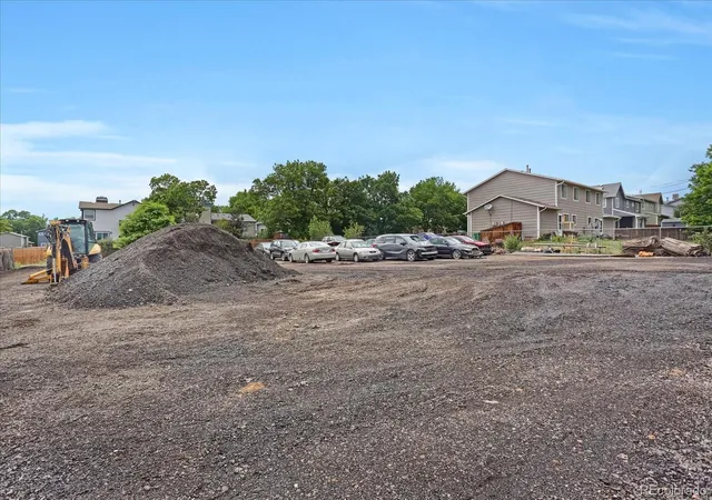 2nd image of 8508 S Saulsbury St, Littleton, CO 80128 | MLS# 1777819