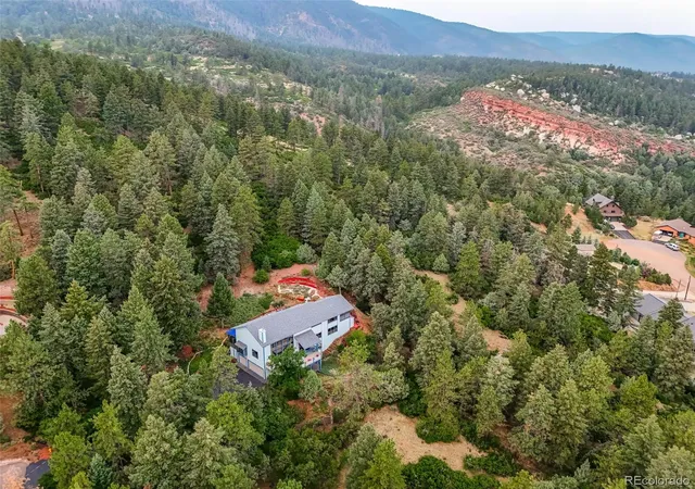 3rd image of 5581 Osage Pl, Larkspur, CO 80118 | MLS# 8755024