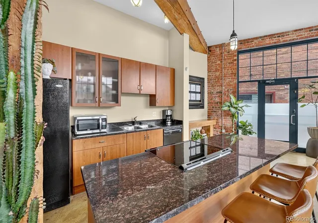 Photo 4 of Condo for sale at 2500 Walnut St #102, Denver, CO 80205 | MLS# 2886813 | Listing updated on 2026-09-28