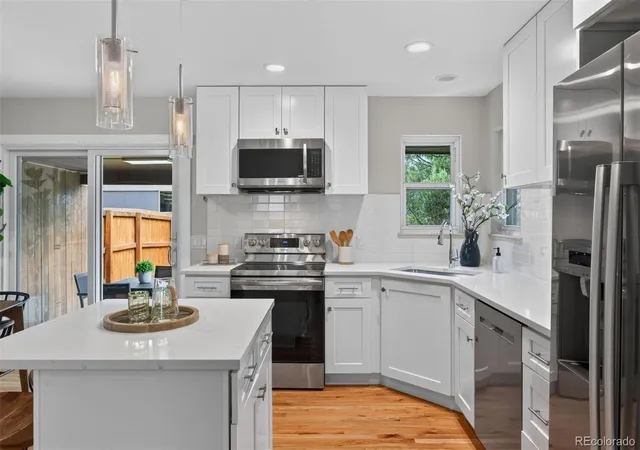 3rd image of 6831 E Ithaca Pl, Denver, CO 80237 | MLS# 7105075