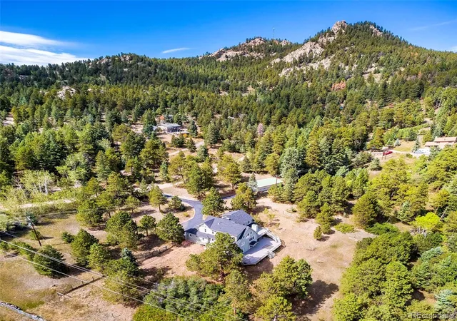 Photo 4 of Single family home for sale at 8938 Hillview Rd, Morrison, CO 80465 | MLS# 2906211 | Listing updated on 2026-09-23