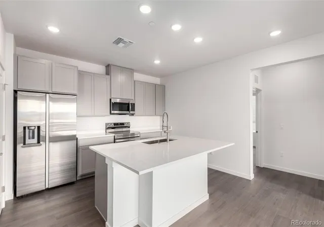 5th image of 6153 N Ceylon St #202, Denver, CO 80249 | MLS# 5792046