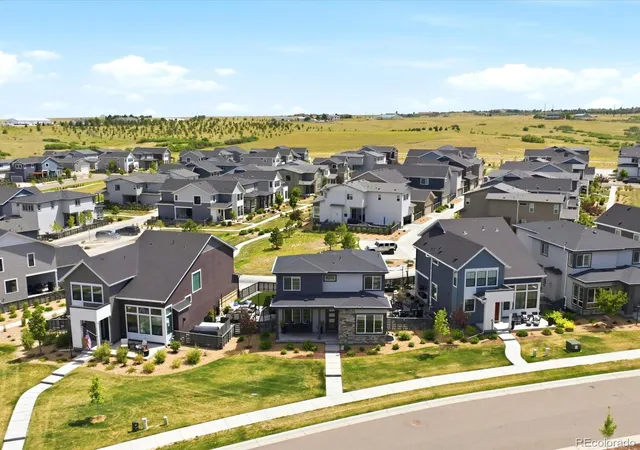 3rd image of 1612 Stablecross Dr, Castle Pines, CO 80108 | MLS# 9352259