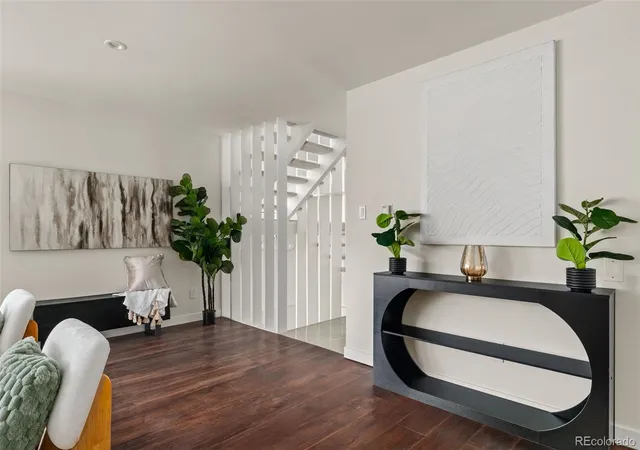 4th image of 960 S Foothill Dr, Lakewood, CO 80228 | MLS# 4985494