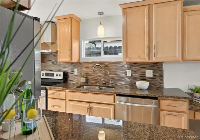 5th image of 4814 Irving St, Denver, CO 80221 | MLS# 8194447