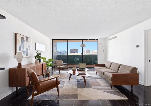 2nd image of 1020 15th St #38H, Denver, CO 80202 | MLS# 7279154