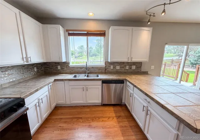 2nd image of 10494 Ouray St, Commerce City, CO 80022 | MLS# 2988647