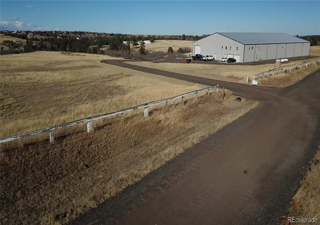 43rd image of 5695 Willow Creek Rd, Castle Rock, CO 80104 | MLS# 2070420